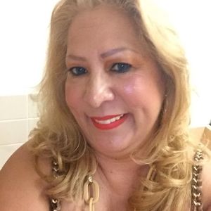 Meet your Posher, Becky